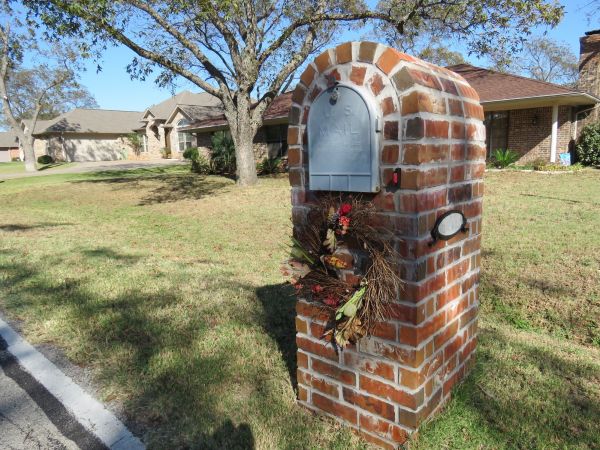 Brick Mailbox Replacement in Williamsburg
