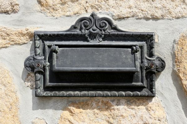 Stone Mailbox Installation in Williamsburg